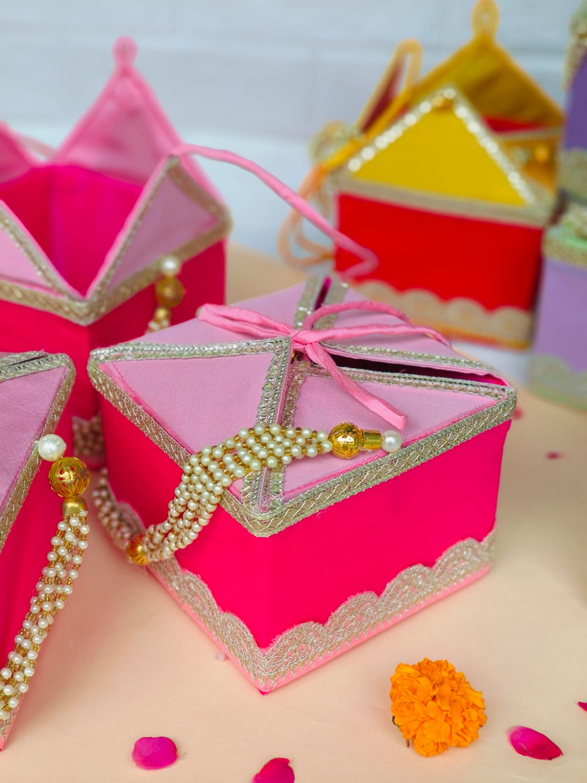 Beautiful small boxes for gifting with pearl handle