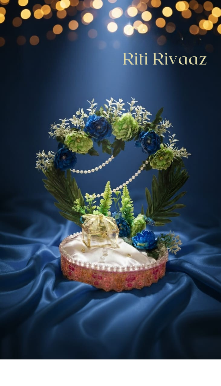 'The Everlasting Bloom Ring platter'