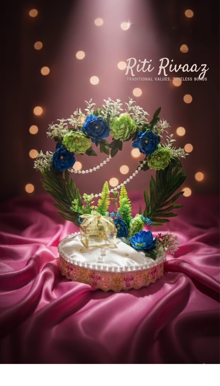 'The Everlasting Bloom Ring platter'
