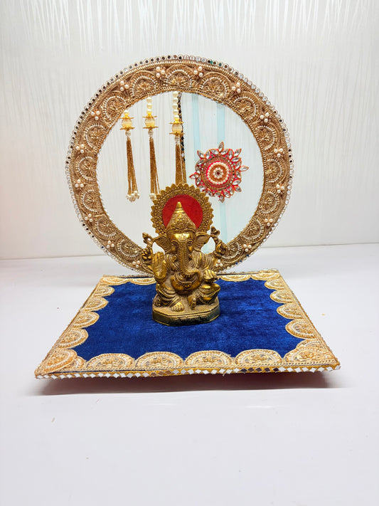 Divine Decor                   Handcrafted Elegance for Sacred Spaces