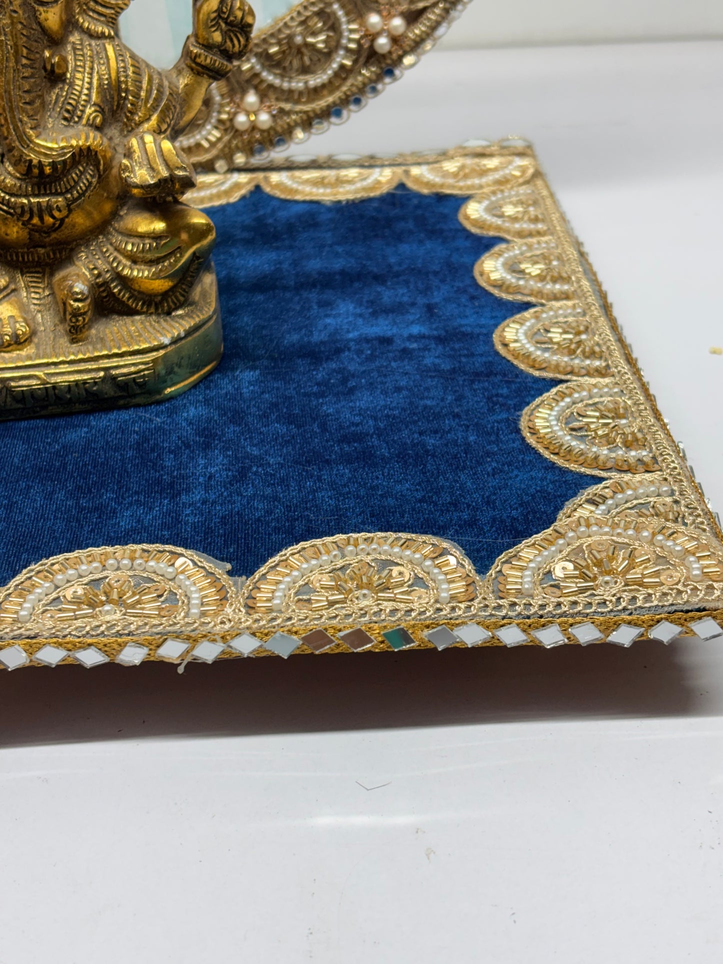 Divine Decor                   Handcrafted Elegance for Sacred Spaces