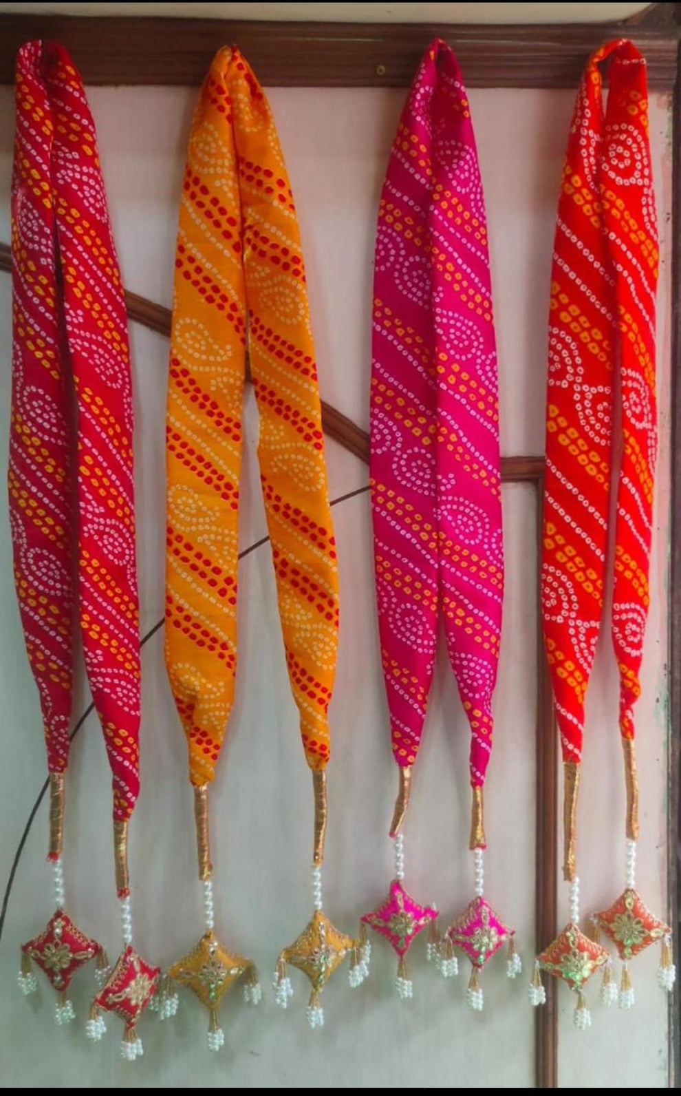 Barat Swagat Dupatta for Men – Wedding Mala & Welcome Gift – Riti Rivaaz