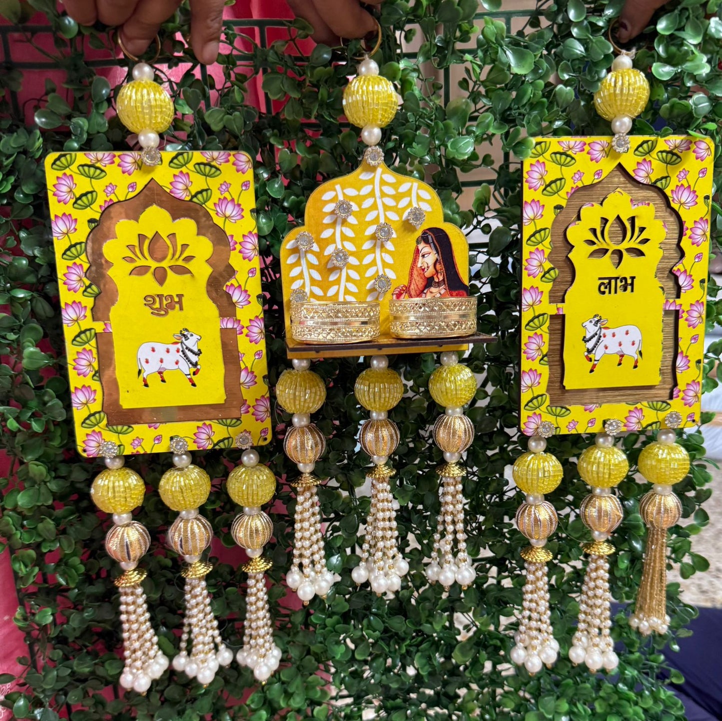 "Elegant Maharani sa Diya& shubh labh  set "